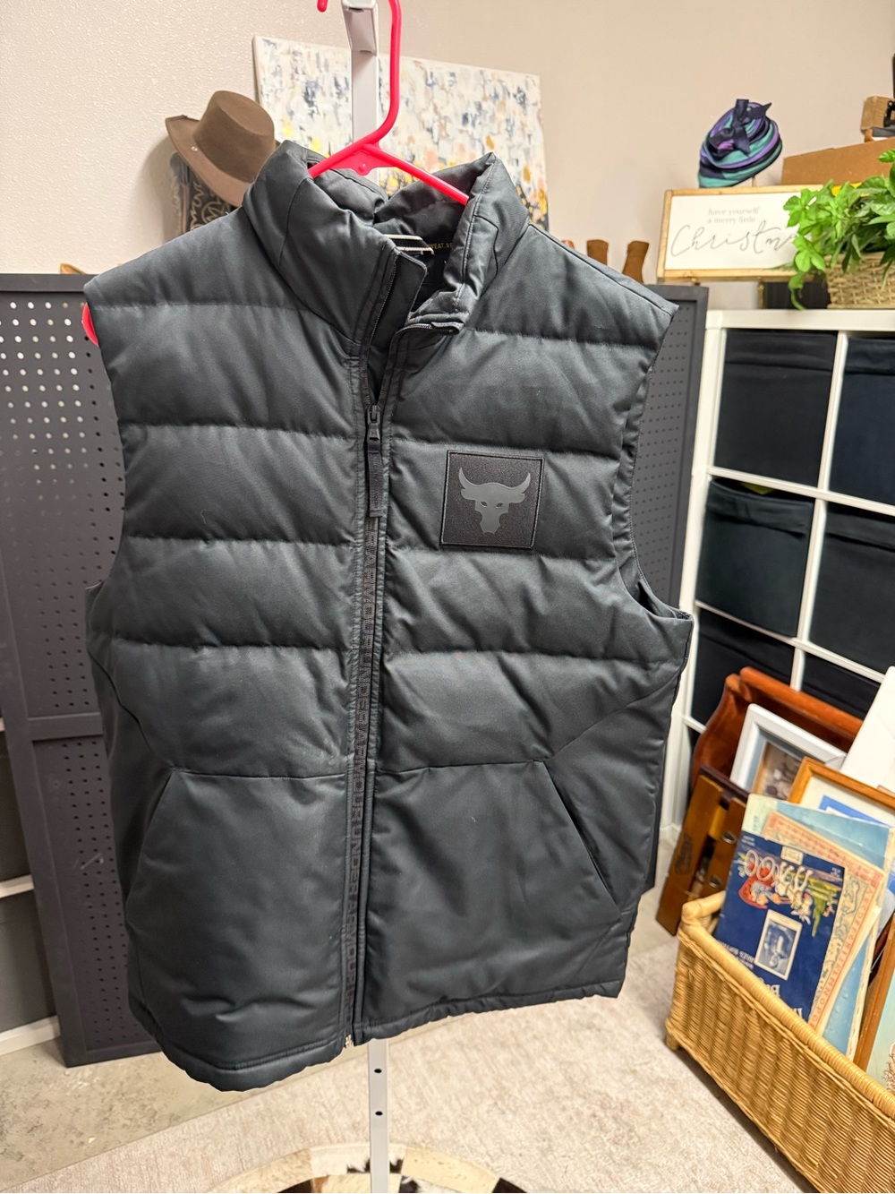 Under Armour x Project Rock 700 Fill Black Down Gorpcore Full Zip Puffer Vest XL